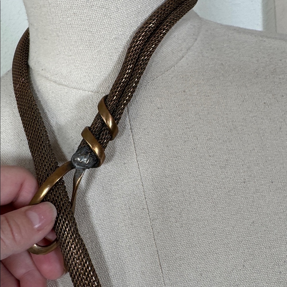 Vintage 50s-70s era bronze snake necklace faux jade - Picture 5 of 8